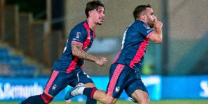 Crotone-Barletta 2-2, Brignola si presenta con una magia: rimonta rossoblù allo Scida