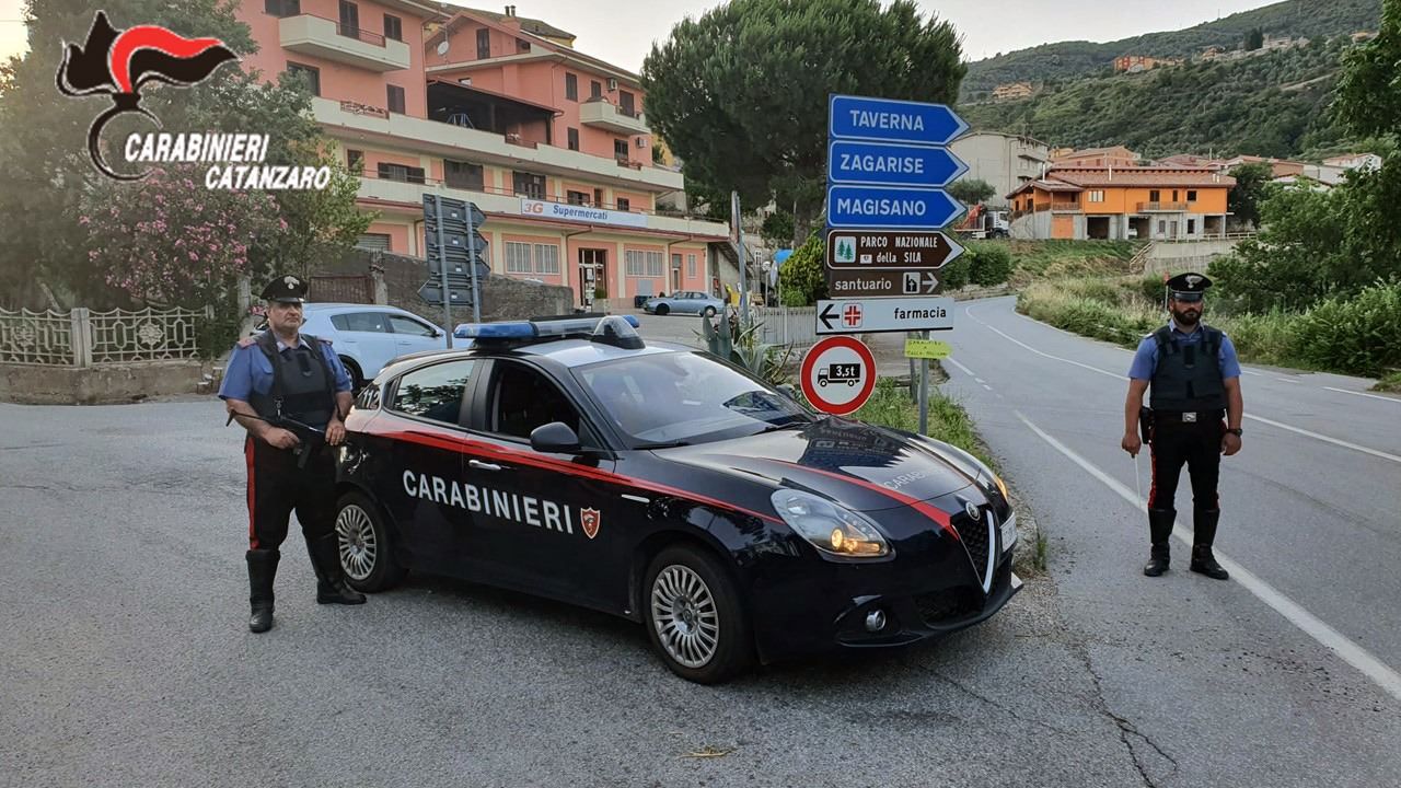 Tre arresti per spaccio di droga nel Catanzarese