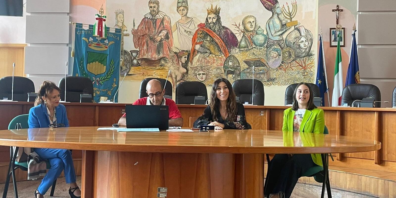 Studentessa cosentina Alfiere del Lavoro ricevuta a Cosenza in Commissione consiliare Istruzione