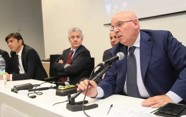 Renzi a Reggio, i big del Pd sconfessano Bruno