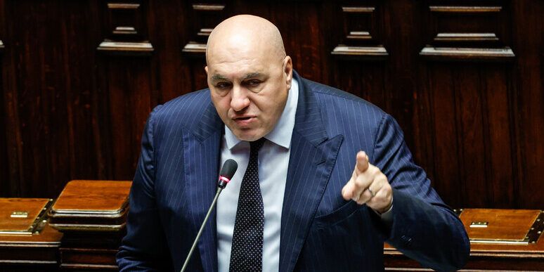 Rapporti toghe-governo, Crosetto sentito dai pm