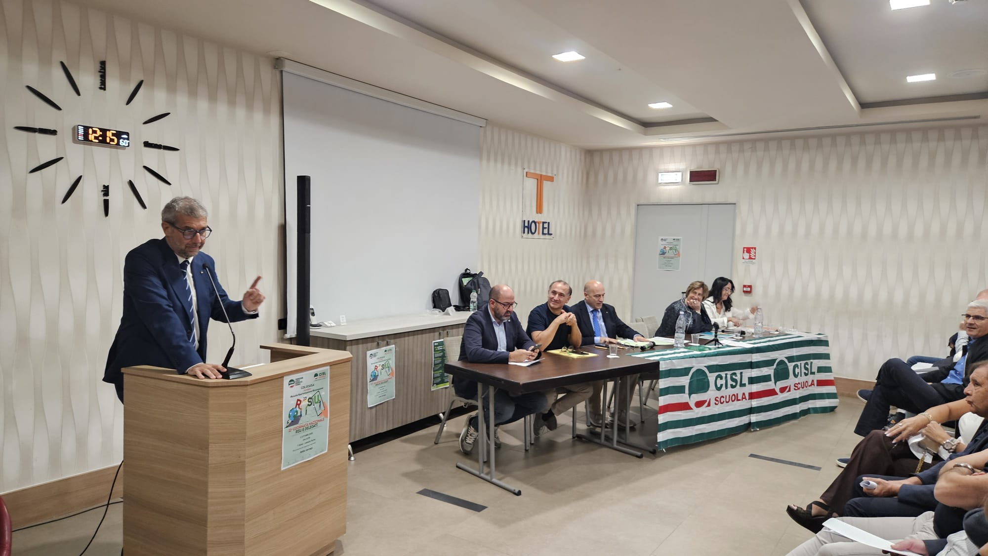 Cisl Scuola, a Lamezia l’undicesima Giornata Nazionale RSU e Delegati con il segretario nazionale Varengo