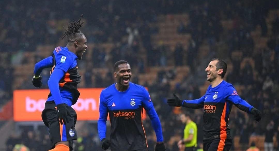 Inter in fuga, rivali a intermittenza