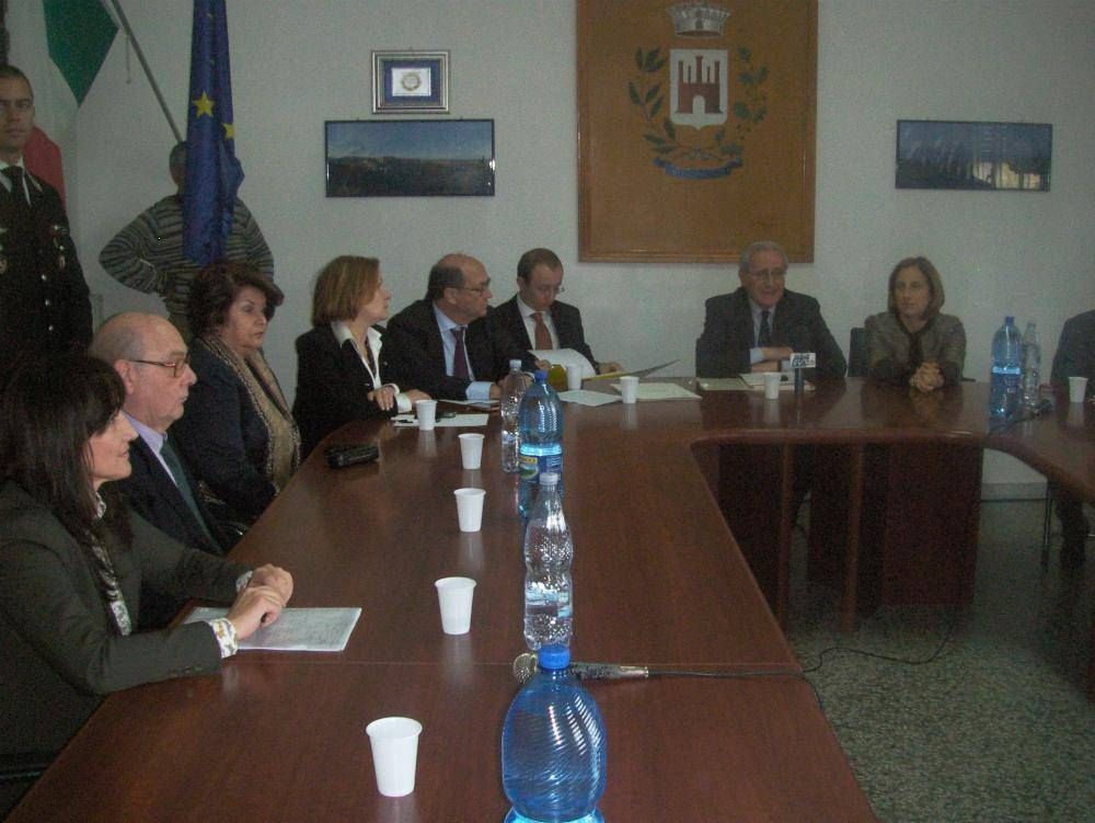 Commissione Antimafia: l'ambasciatore Starace non è indagato