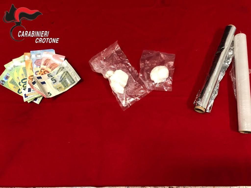Trovati in possesso di cocaina, in manette due uomini nel Crotonese