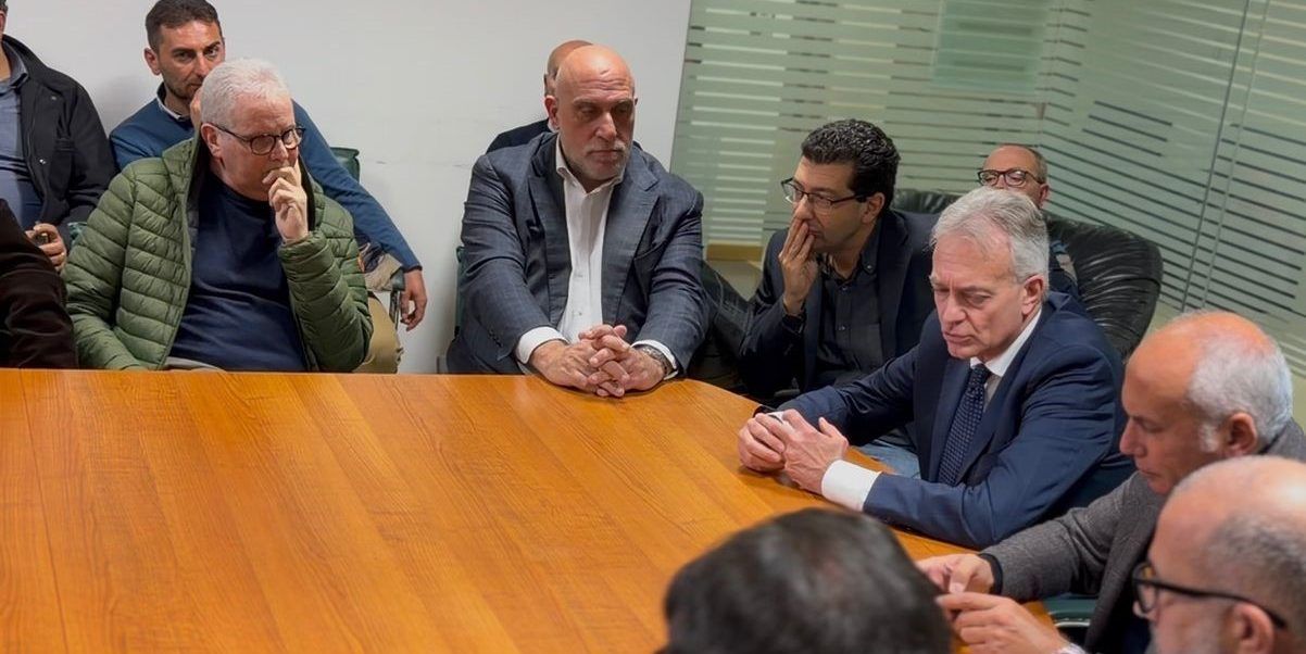 Vertenza Amaco, Gallo: «L’obiettivo è arrivare a una soluzione stabile»