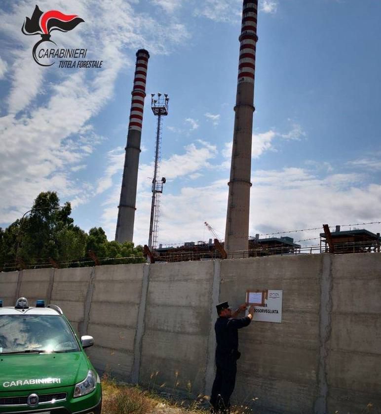 Abusi edilizi alla centrale Enel di Corigliano Rossano, scatta il sequestro