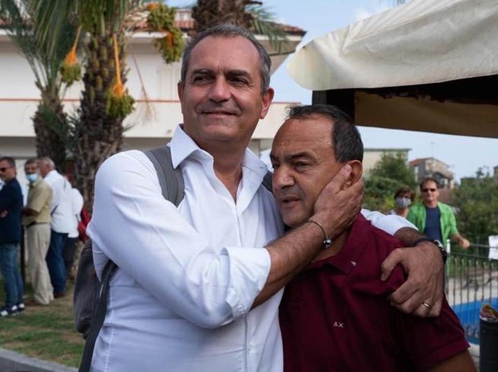 De Magistris su Lucano: «Per una Europa dell’umanità, per Riace e il nostro Sud»