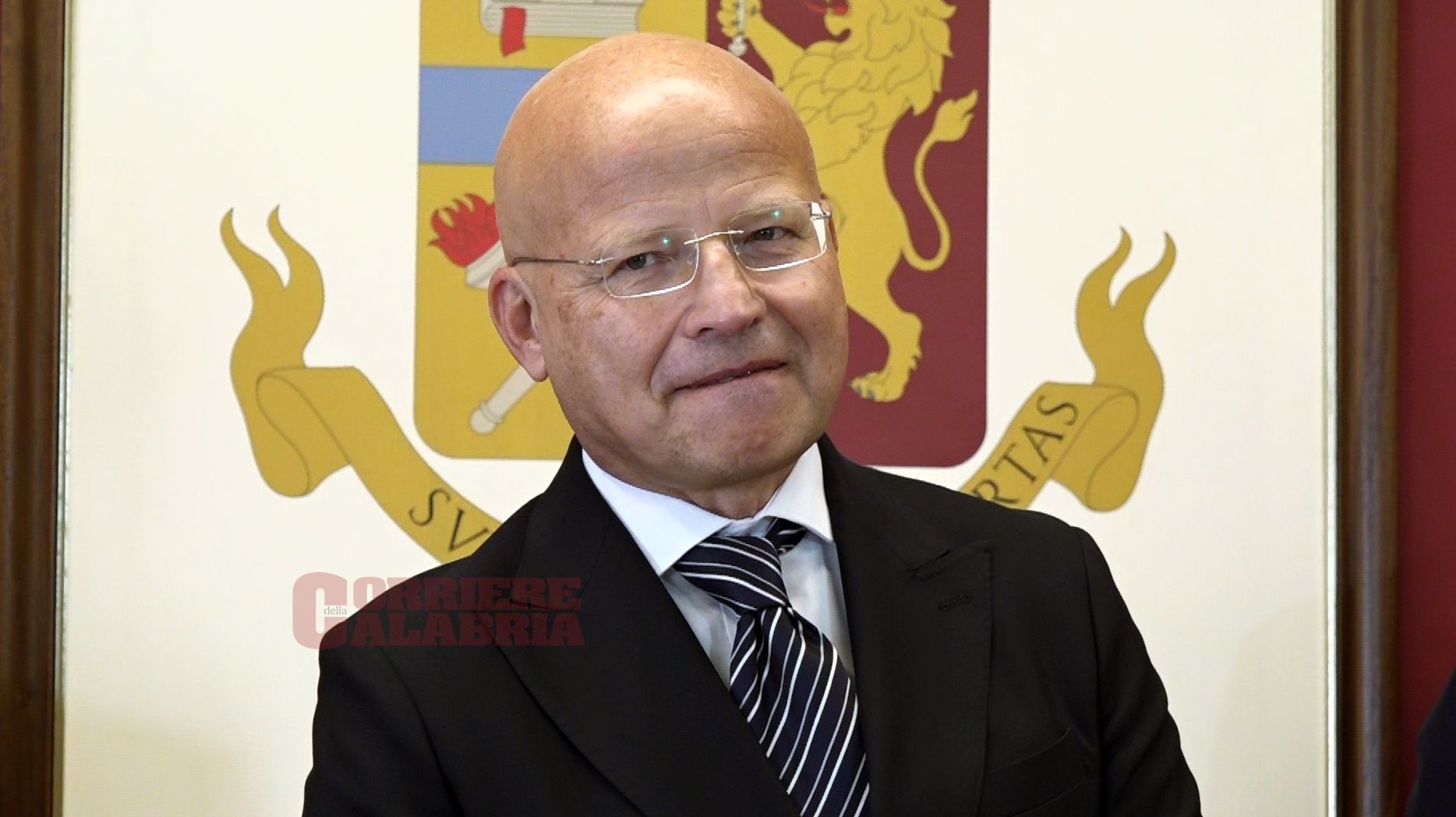 La lotta alla ‘ndrangheta, la cattura dei latitanti e «l’amore per la Polizia»: Panvino si presenta a Crotone – VIDEO