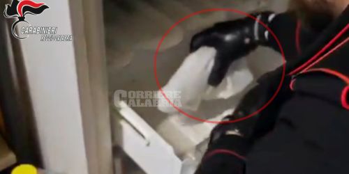 armi e munizioni in freezer cinquefrondi