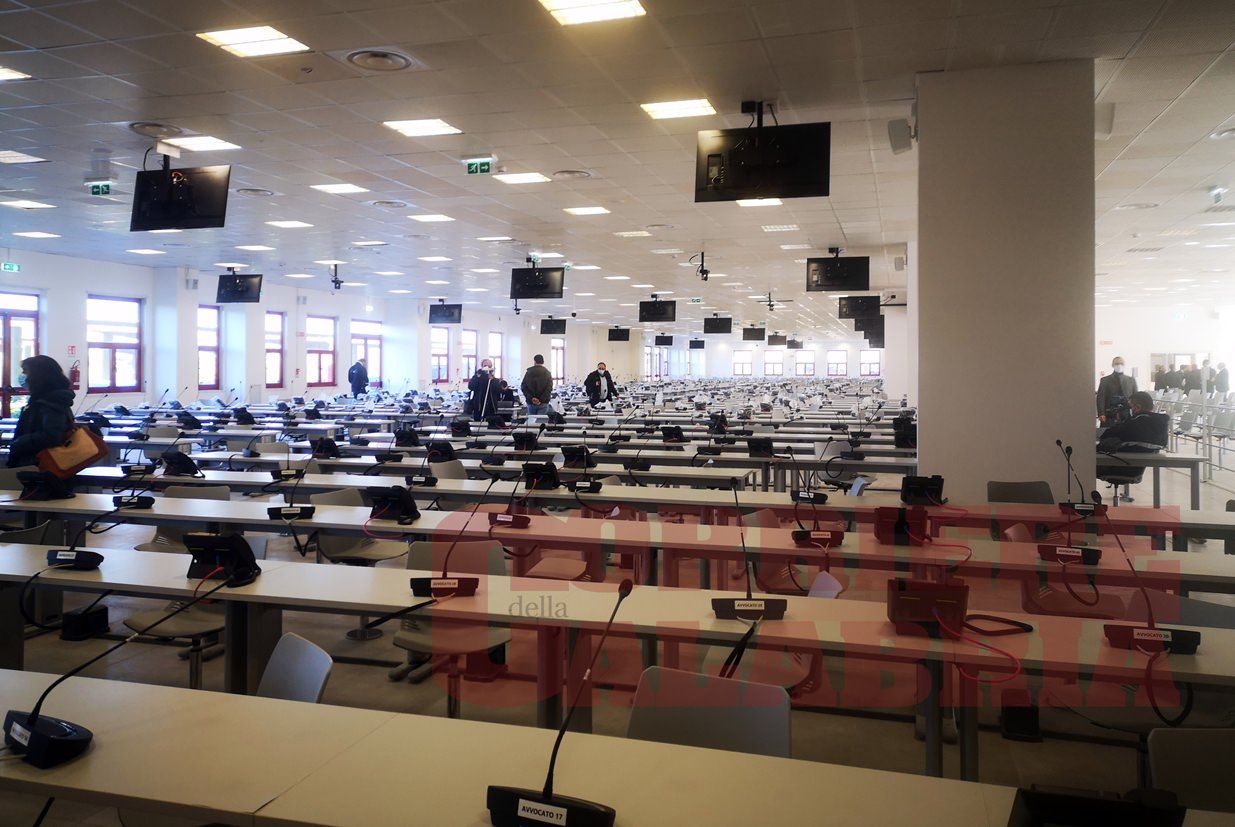 Rinascita, il monito della Procura. «Qualcuno tenta di far saltare il banco»