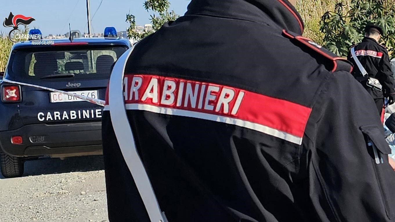 Discarica abusiva di rifiuti pericolosi nel Reggino: deferite 7 persone