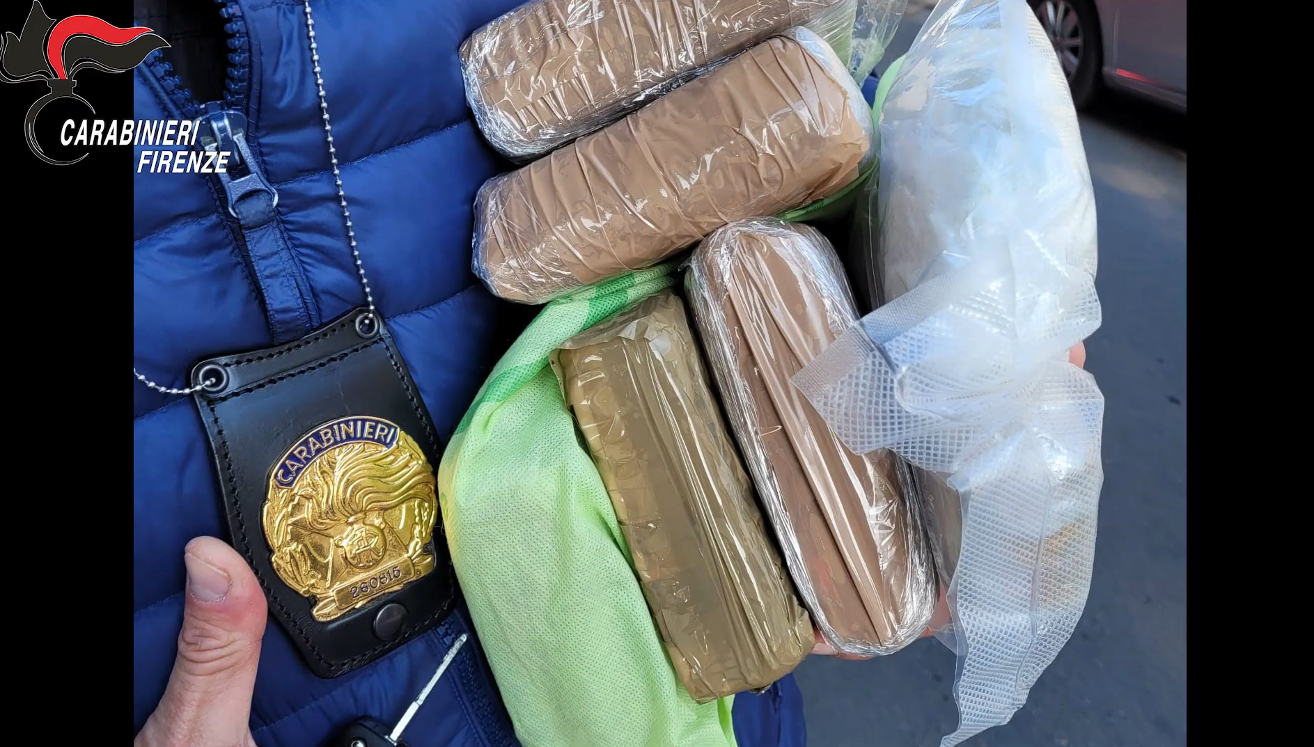 Narcotraffico con la “regia” in Calabria: blitz dei carabinieri tra Firenze, Cosenza e Vibo Valentia – VIDEO e FOTO