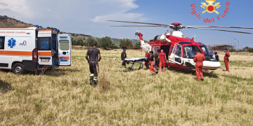 Ritrovato in una zona impervia il 38enne scomparso a Montepaone: recuperato dai Vigili del fuoco – VIDEO
