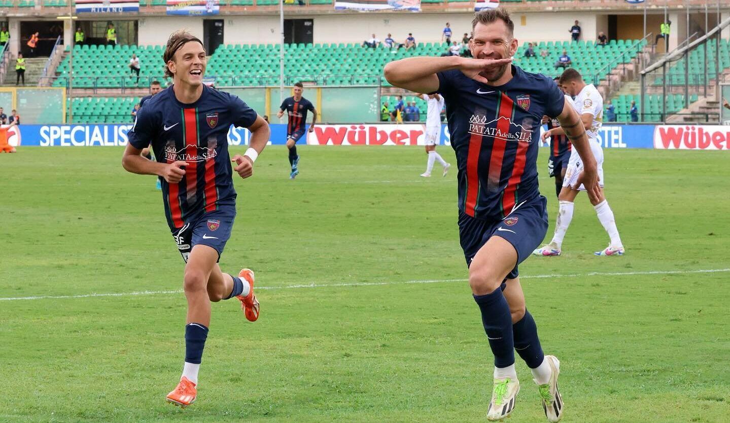 Cosenza, rinviato l’incontro Caruso-Guarascio. Strizzolo ufficiale alla Triestina