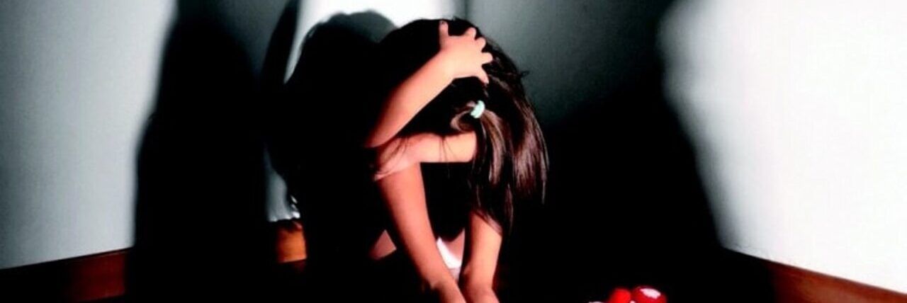 Violenze sessuali su due ragazzine e una disabile a San Giovanni in Fiore, condannato l’orco e la madre delle vittime