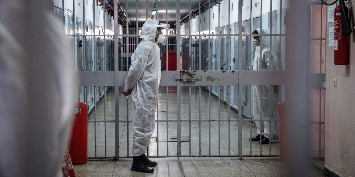 Muore nel carcere di Cosenza, ma «era incompatibile con il regime carcerario»