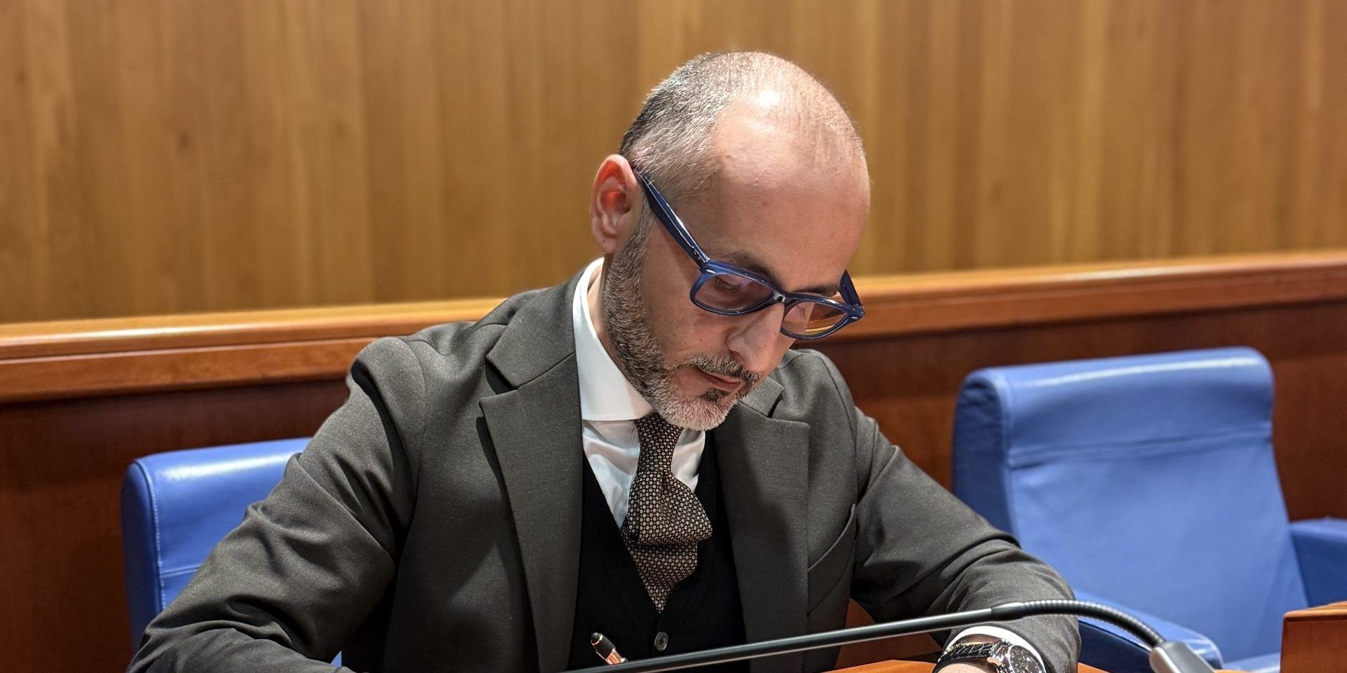 Regione, De Caprio presenta la bozza della legge sul “Patto Etico per il lavoro stagionale”