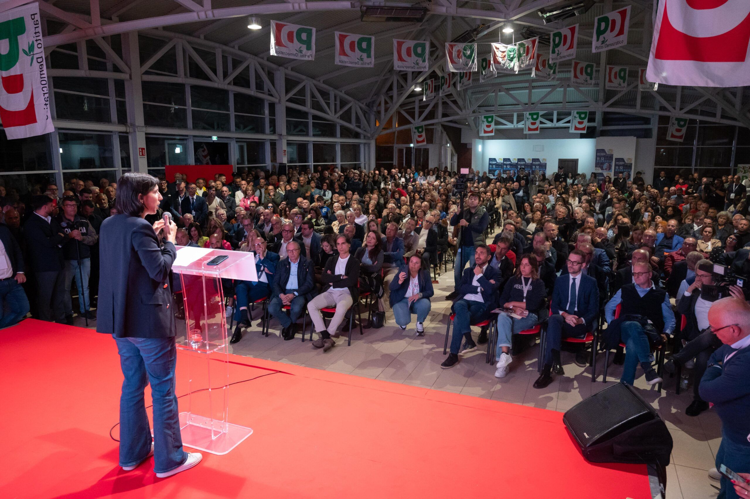 Pd Cosenza, crescono le adesioni al gruppo che vuole «un cambiamento vero»