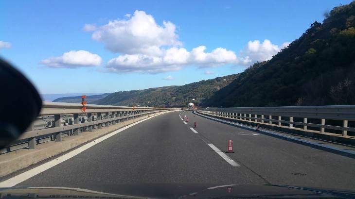 Dieci milioni per tappare le buche sull'A3