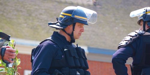 polizia-francia