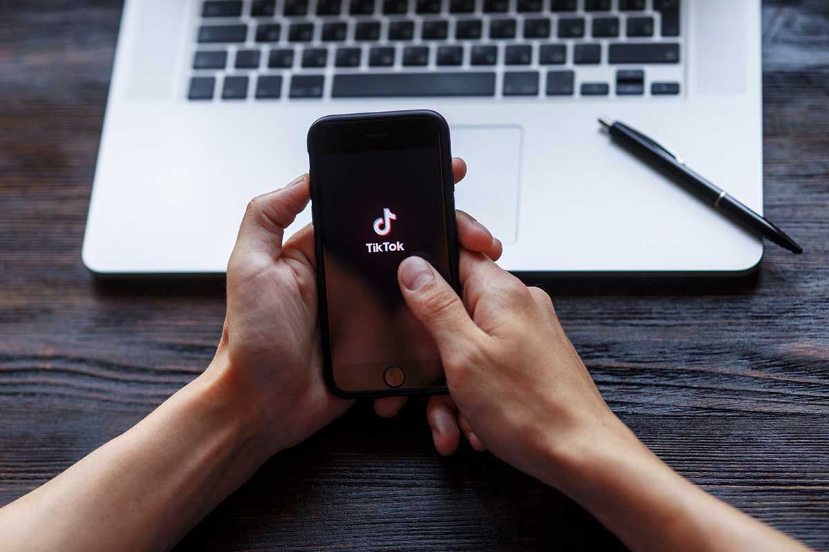 TikTok, la Corte Suprema conferma il ban. Trump: «Sceglierò io»