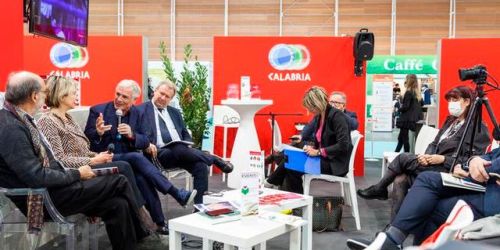 calabria salone libro torino