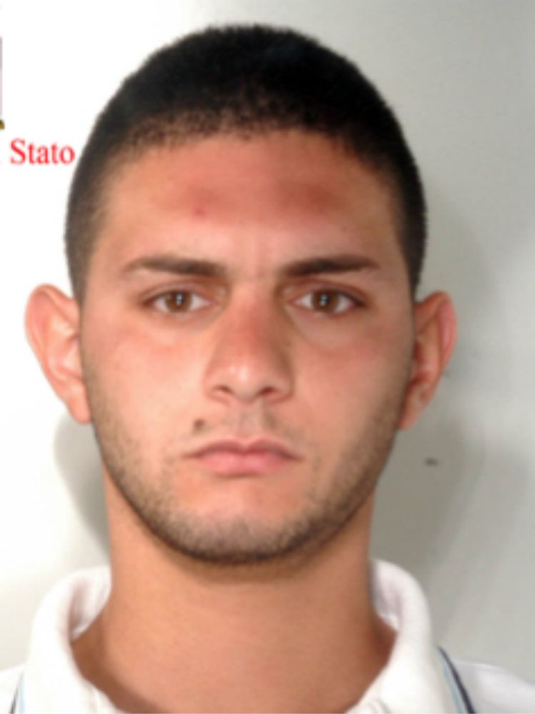 Tenta di dar fuoco alla ex, reggino arrestato