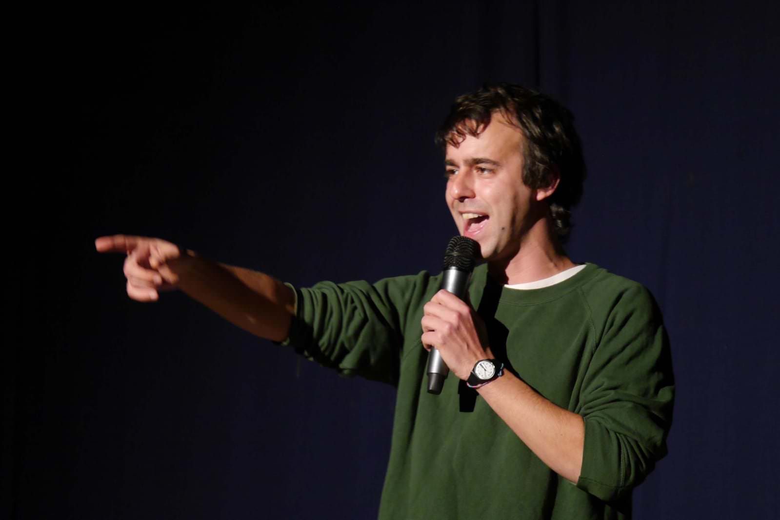 Catanzaro, una "valanga" di risate con Luca Ravenna