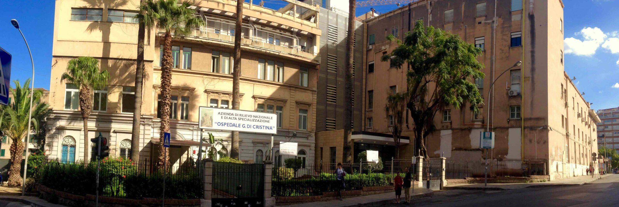 Bevono candeggina forse per una sfida, due 12enni in ospedale