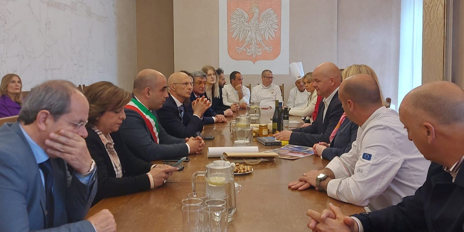 Scambi culturali ed enogastronomici, doppio gemellaggio tra Soverato e Plock