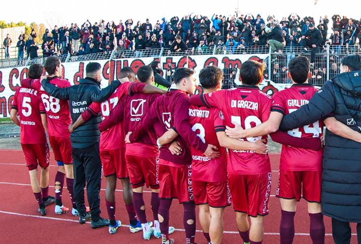 Reggina senza tifosi a Gela: biglietti vietati ai non residenti