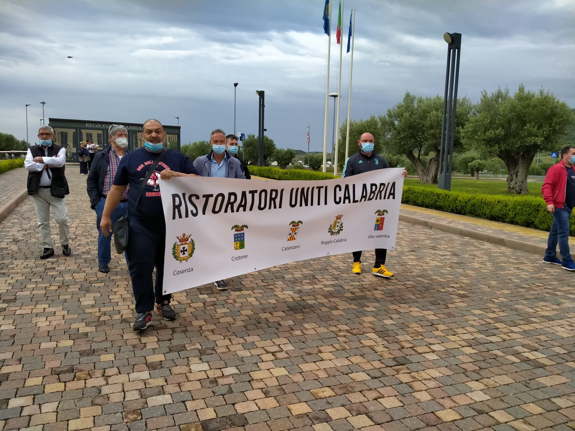 Crisi ristoratori, sit-in di protesta alla Cittadella regionale