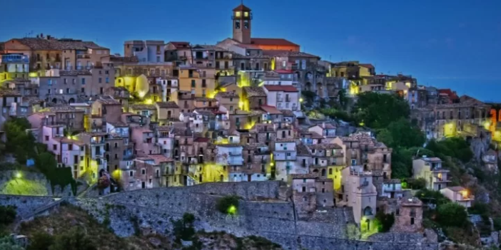 «Bene Badolato, la Calabria si fa conoscere e conquista il cuore degli italiani» – VIDEO