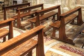 Trafugate acquasantiere antiche in una Chiesa del Catanzarese