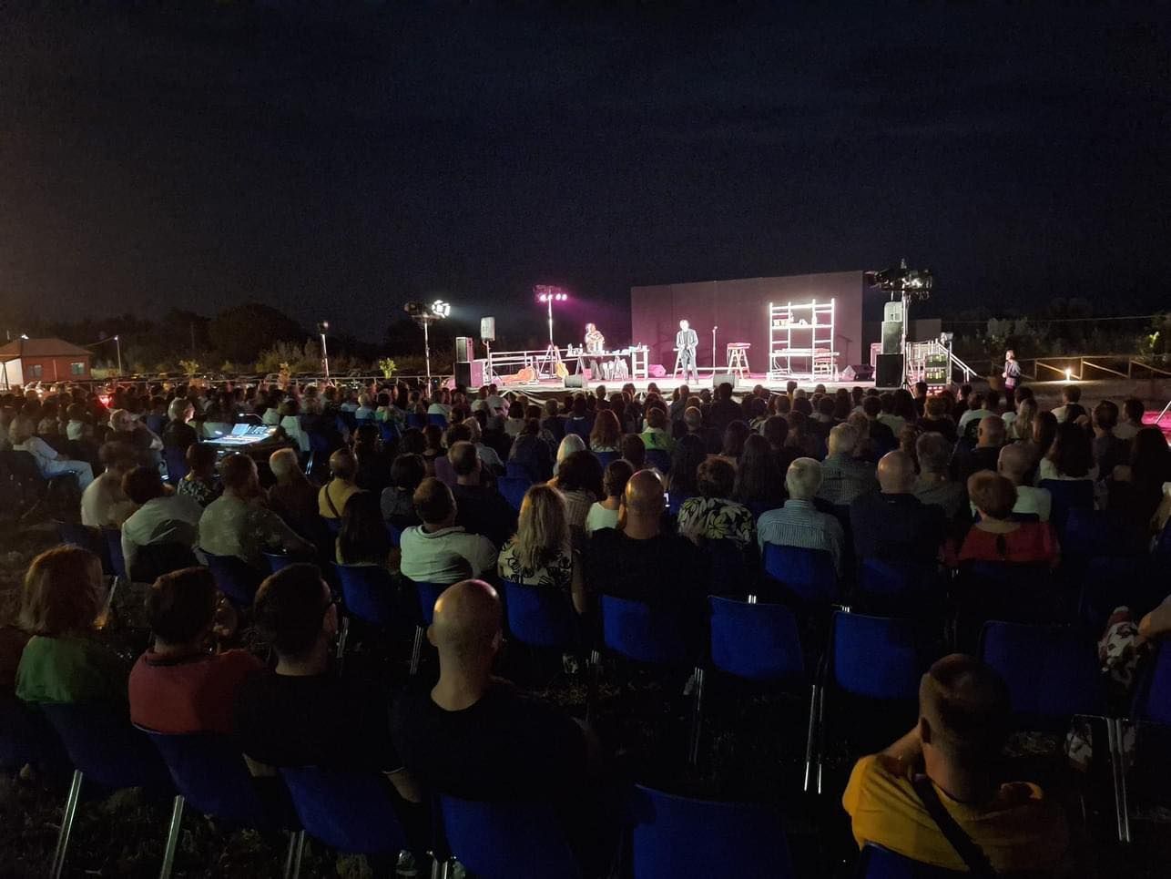 Dialog Festival 2025: Casignana si trasforma in un palcoscenico di emozioni