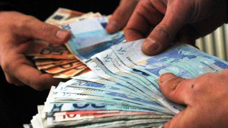 Lamezia, la mega truffa del promotore finanziario: sfila 4,7 milioni ai risparmiatori