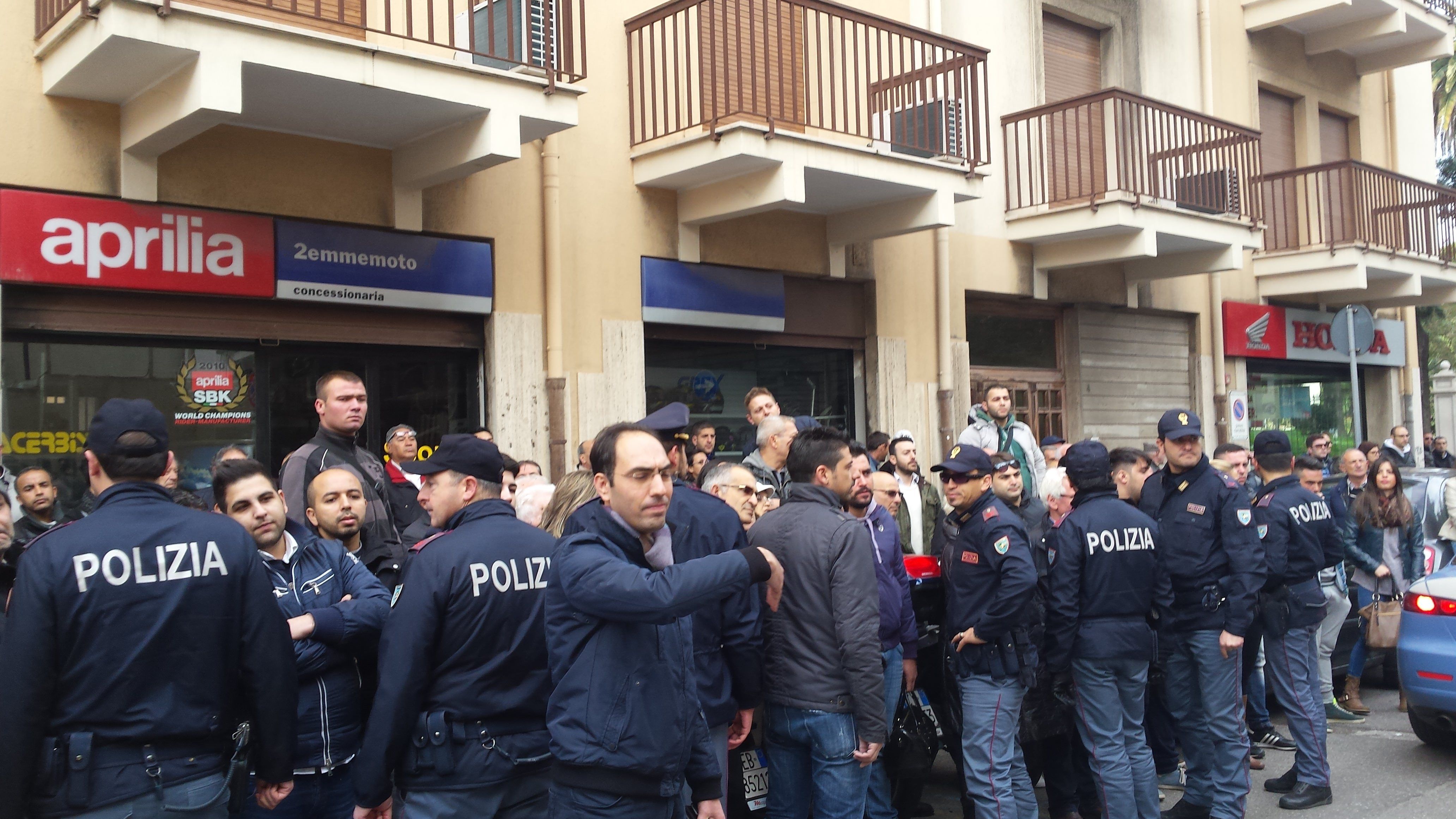 Scacco ai Tegano, 25 fermi