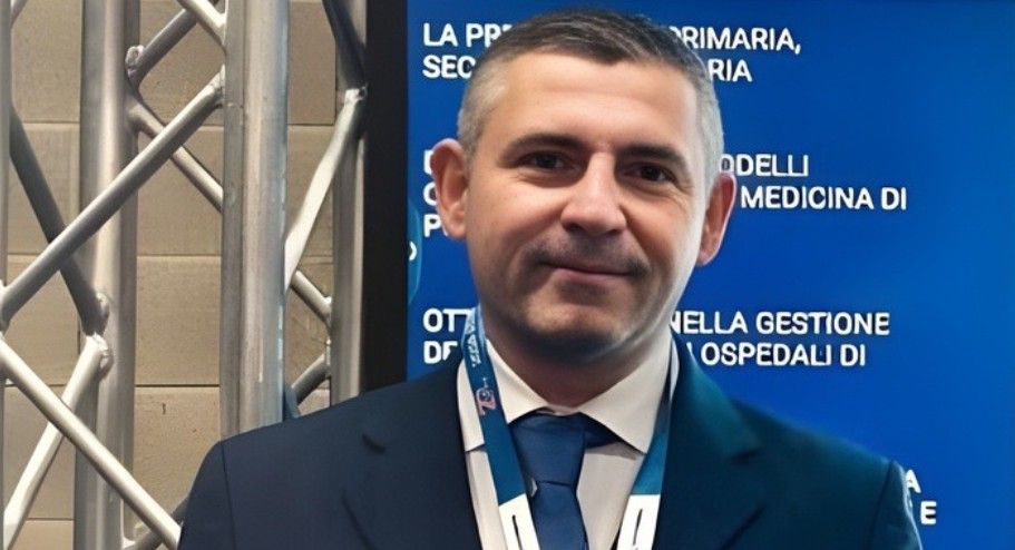 La voglia di tornare del chirurgo-scrittore che sogna di “curare” la Calabria