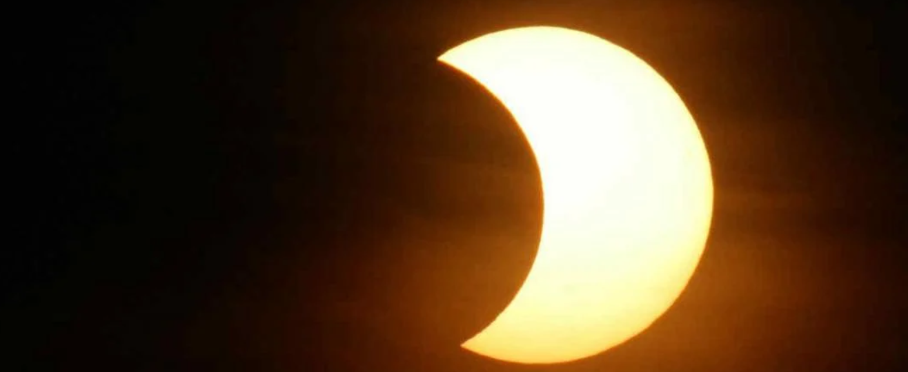 Eclissi solare parziale: sarà visibile oggi anche dall’Italia