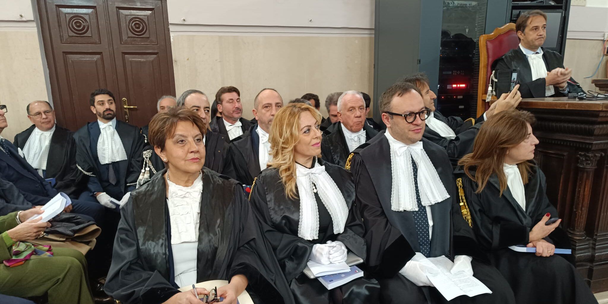 Il grido di dolore degli avvocati: «Diritto alla difesa svilito, maxiprocessi insostenibili»