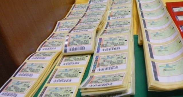 Clonate 7.500 marche da bollo acquistate in Calabria, 16 indagati