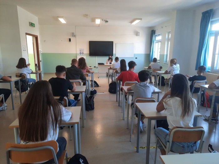 Inflazione, scuola e servizi ambulatoriali: Cosenza e Catanzaro fra le peggiori