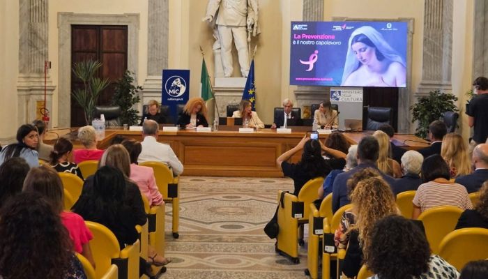 Tumori al seno, torna “La Prevenzione è il nostro Capolavoro”: tappe e screening gratuiti anche in Calabria