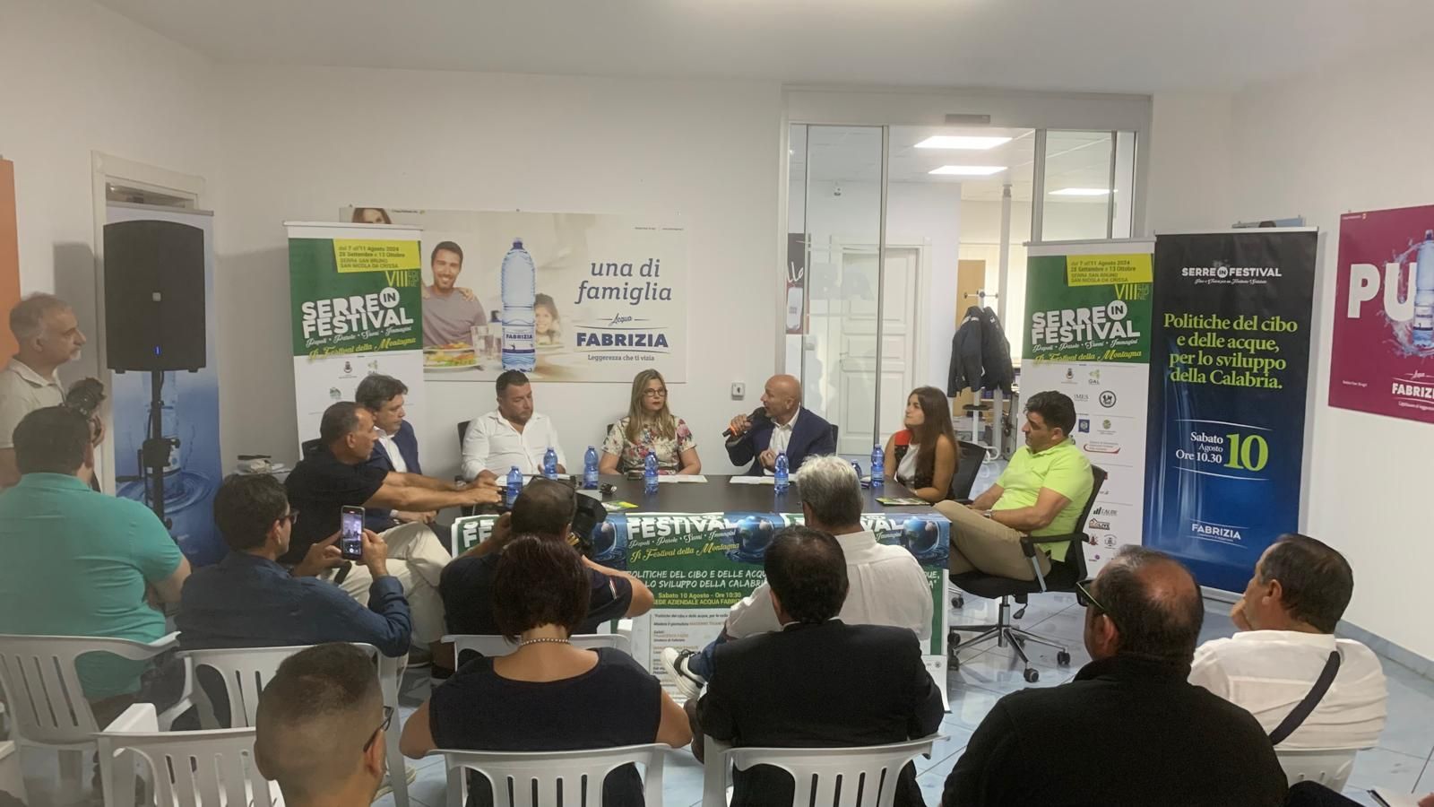 “Serreinfestival” parla di politiche di sviluppo. «L’acqua è una fonte di crescita e di benessere»