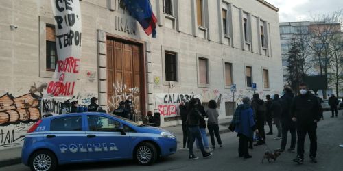 Calabresi in mobilitazione per la sanità pubblica