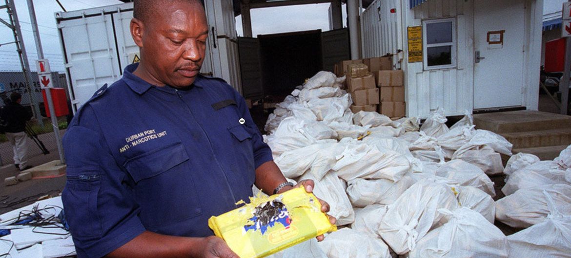 Gli occhi della ‘ndrangheta sull’Africa: il narcotraffico in Libia e la rotta verso il porto di Gioia Tauro