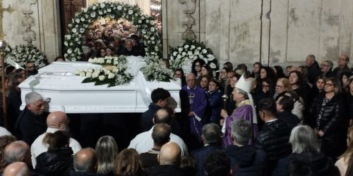 funerali_cassano_allo_ionio