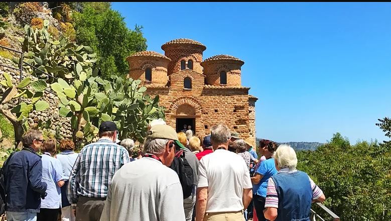 Mobilità e accoglienza, «il 2023 è un bivio per il turismo in Calabria»