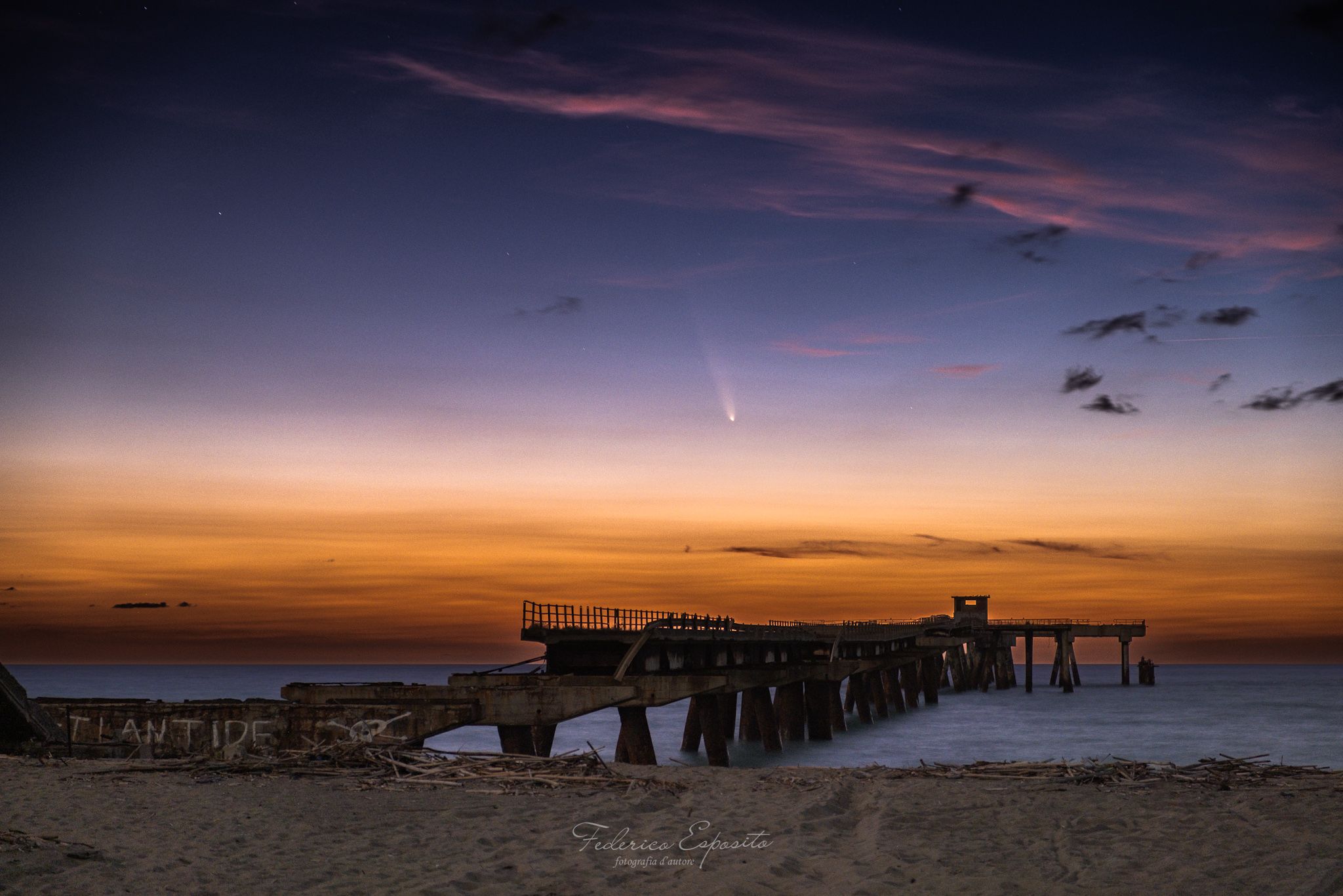 La cometa del secolo “conquista” la Calabria